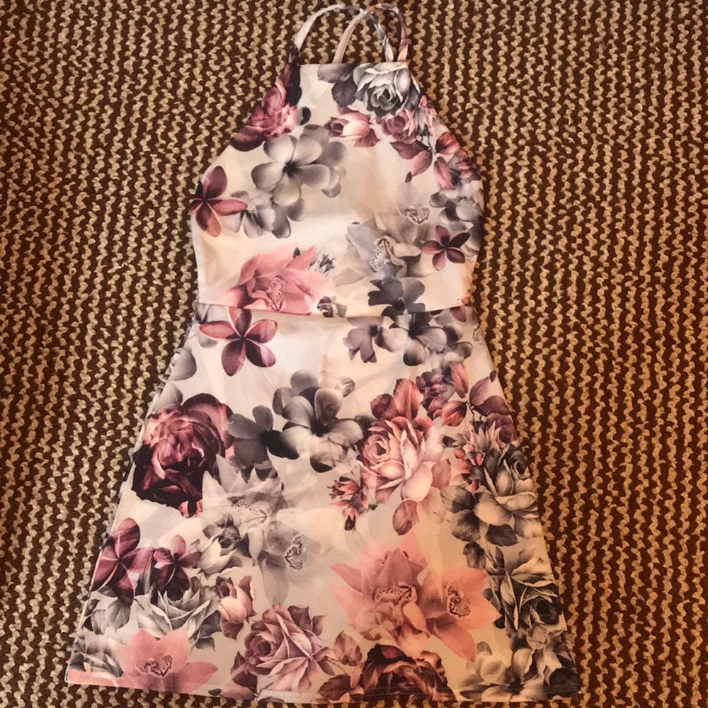 Boohoo floral mini dress